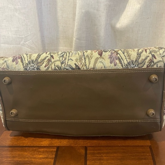 Jordache Bag - Picture 10 of 10